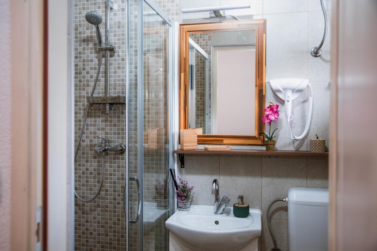Guest House Mylan Licko Petrovo Selo エクステリア 写真
